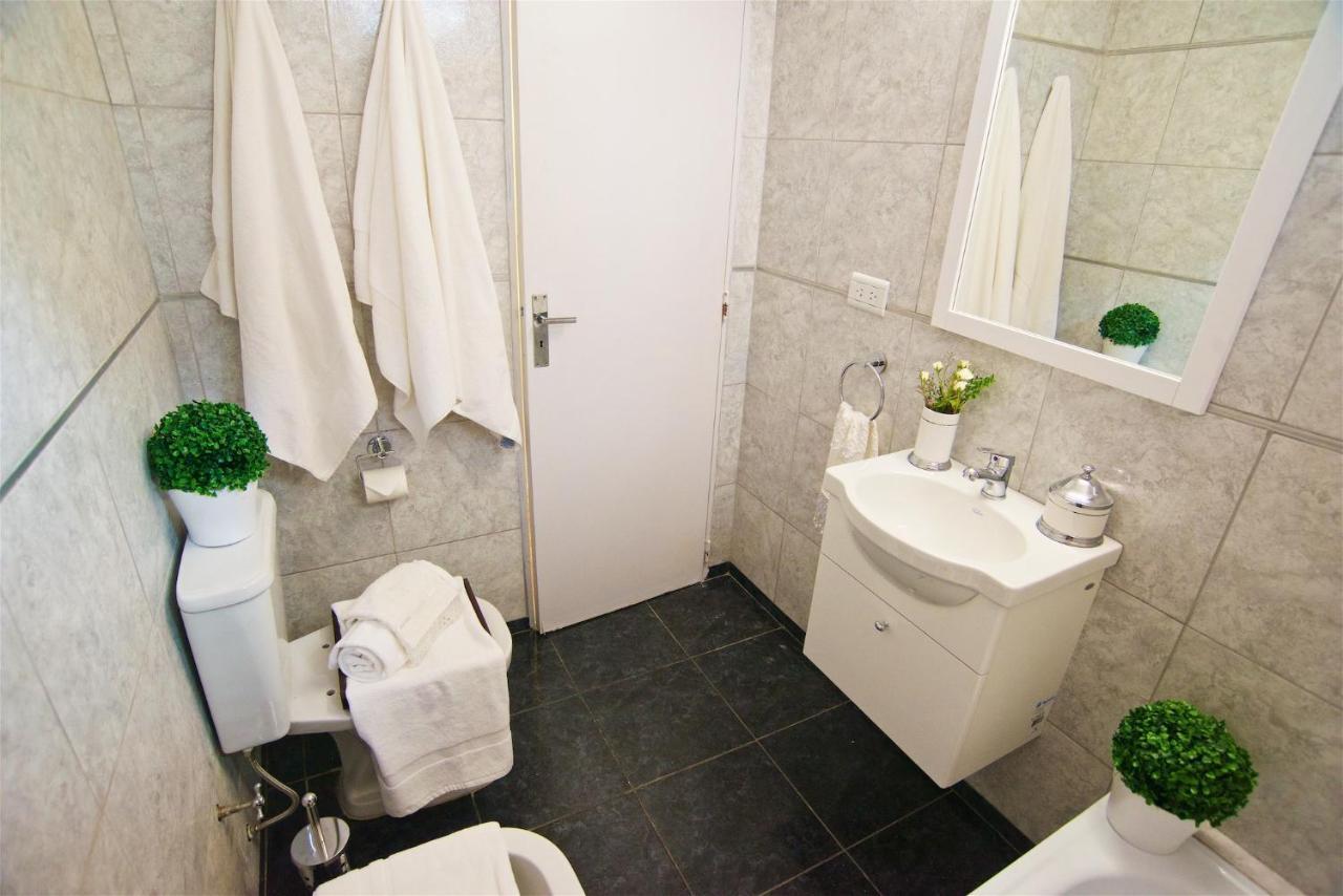 Riobamba Street Apartment Buenos Aires Bagian luar foto